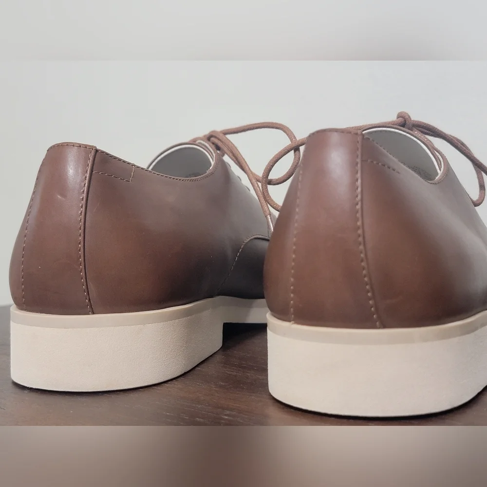 Calvin Klein NWOT  Men's Faustino Washed Leather Oxfords Men's Size 10.5 - Picture 2 of 13